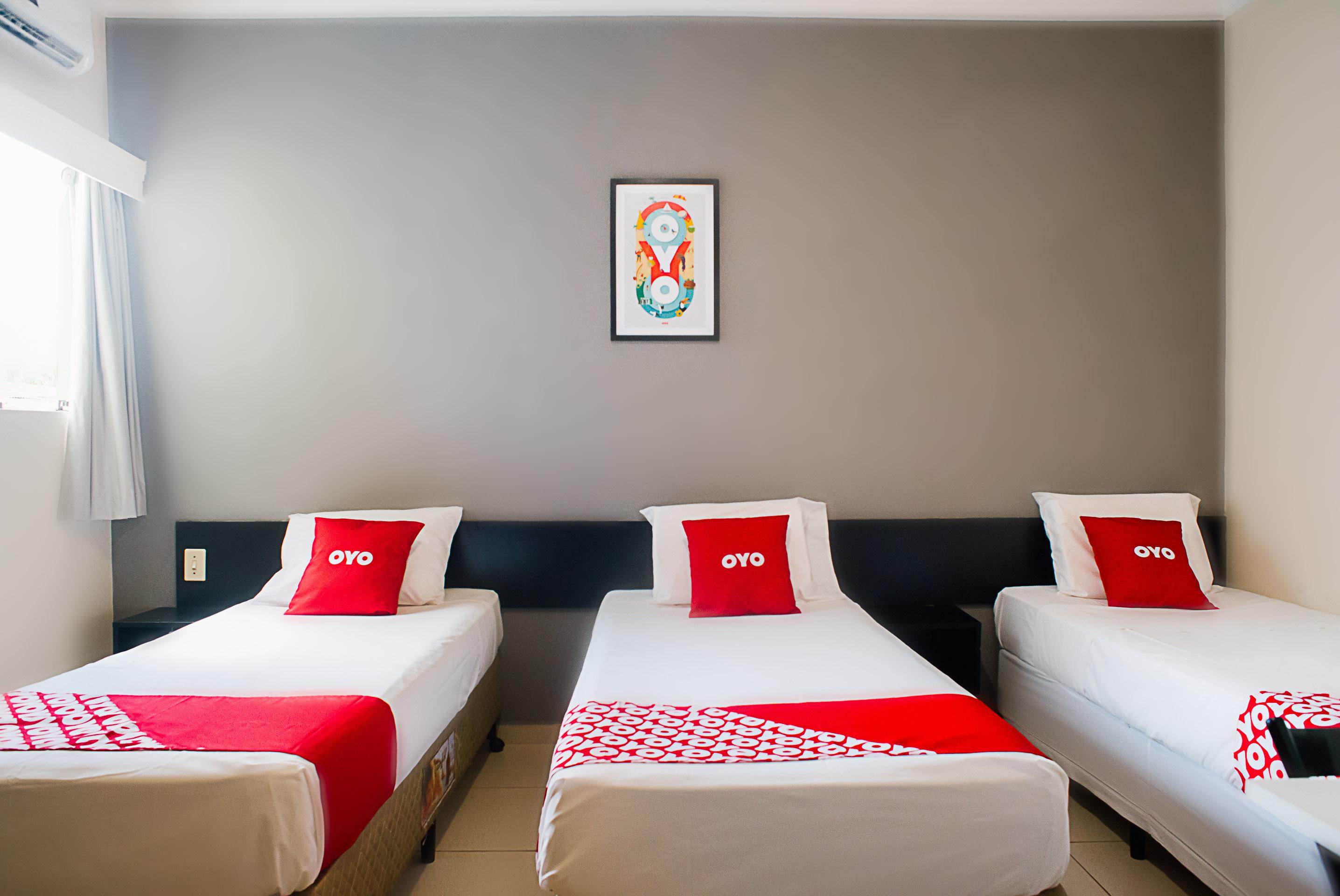 Oyo Cerrado Hotel, Campo Grande Campo Grande  Exterior foto A room at an OYO hotel in Mexico City