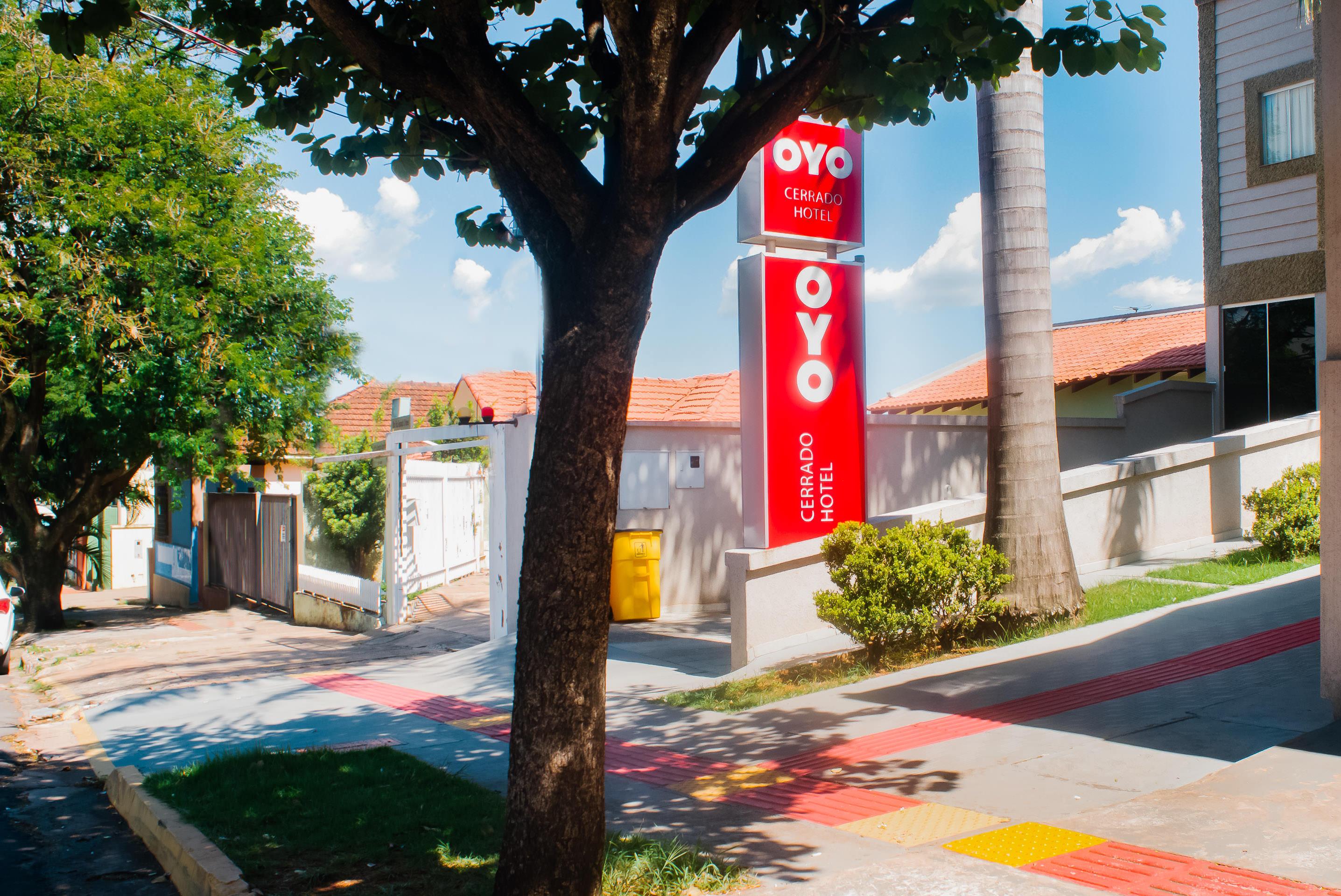 Oyo Cerrado Hotel, Campo Grande Campo Grande  Exterior foto OYO Hotel in Brazil