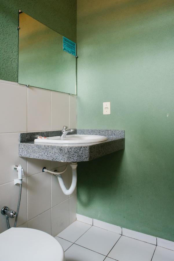 Oyo Cerrado Hotel, Campo Grande Campo Grande  Exterior foto A wall-mounted sink